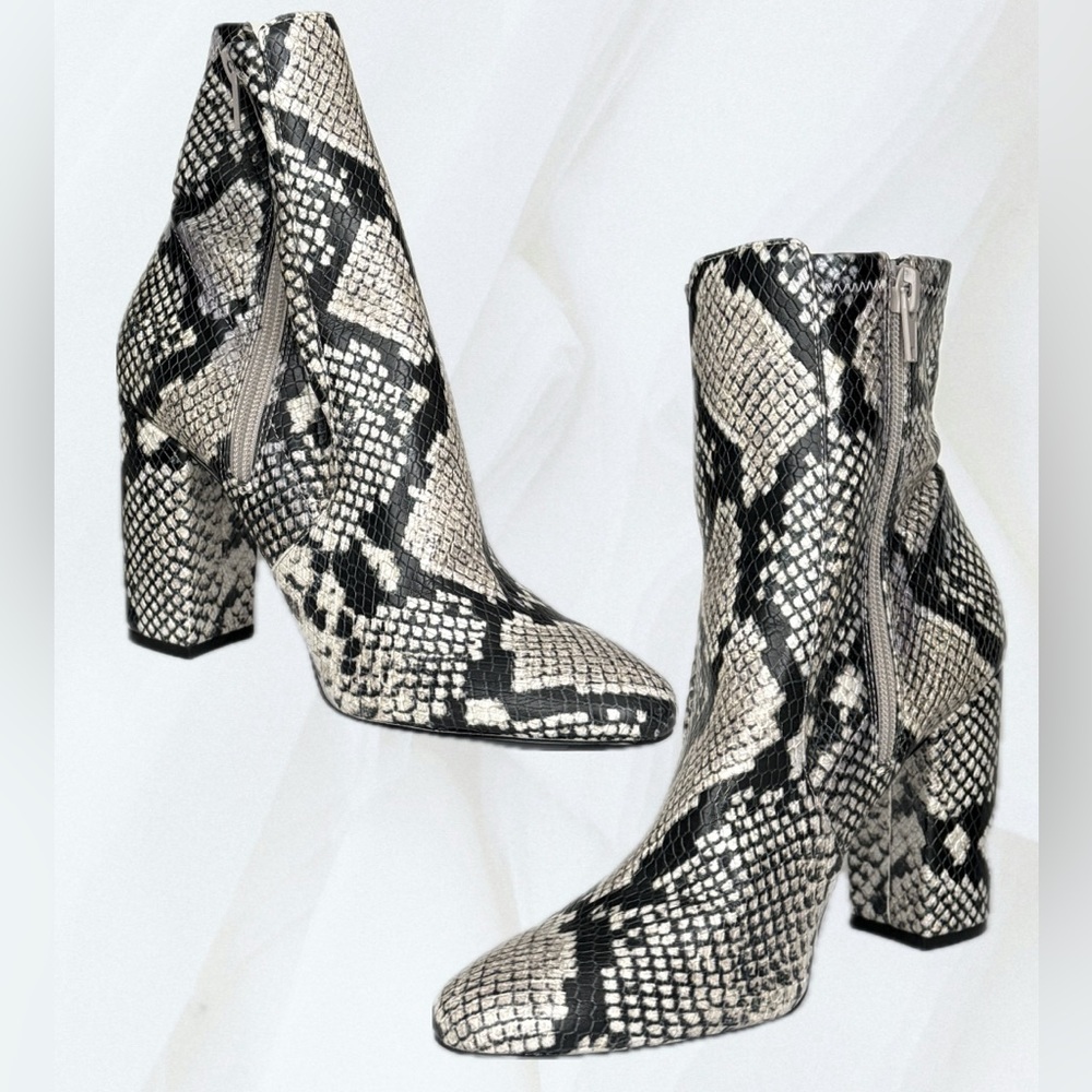 As New Snakeskin Patterned Women's Ankle Boots